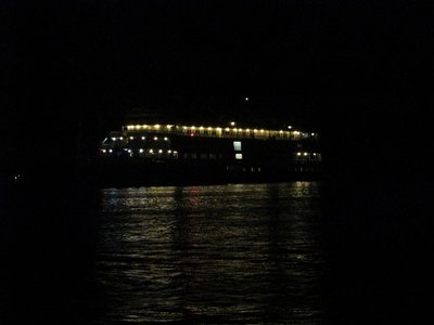 2016-07-12b Victory 1.jpg (94.74 KiB) Viewed 2935 times Cruise ship Victory 1 glitters and sparkles her way through the darkness toward Little Current, Ontario, Canada.