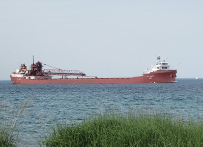 2016-07-13d LAT.jpg (100.84 KiB) Viewed 1764 times While waiting for Draken Harald H to enter Lake Huron, I was treated to the two Tregurthas approaching the St. Clair River. Lee A led (after passing Paul R. shortly before), on her way to AK-Rouge with taconite from Marquette.