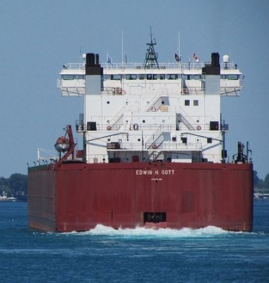 The business end of Edwin H. Gott, in ballast to Two Harbors.