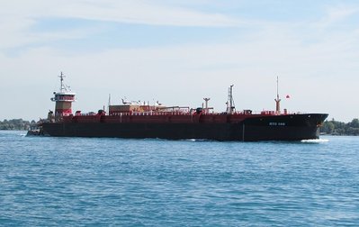 Tug Dylan Cooper moves barge RTC-108 toward their Toledo destination.
