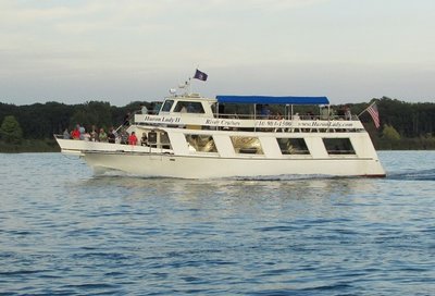 2016-09-09g Huron Lady.jpg (103.46 KiB) Viewed 1667 times Tour boat Huron Lady came further down river than usual, with music and people enjoying the cruise.