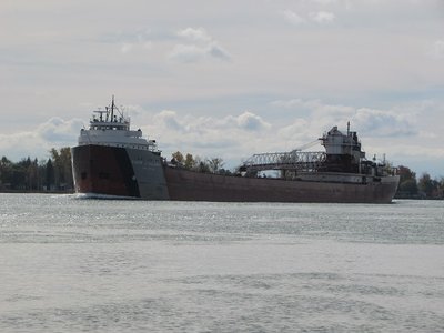 At the same time, Cason J. Callaway was pushing a nice bow wake, in ballast to  Stoneport.