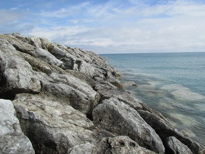 2017-04-15f.jpg (183.27 KiB) Viewed 2385 times Large rock break wall.