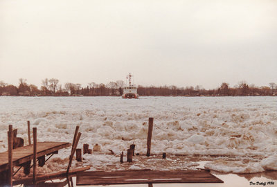 1984 St Clair River Ice Jam-8.jpg