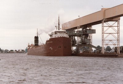 Alistair Guthrie loading at Cargill B-1, Duluth.