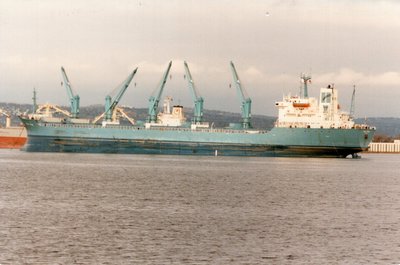 High Peak anchored Duluth harbor waiting for Harvest States #2, Superior.
