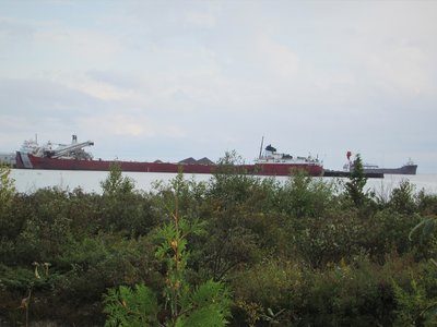 2017-09-05b Munson & LAT.jpg (179.52 KiB) Viewed 3119 times Lee A. Tregurtha at anchor, waiting her turn.