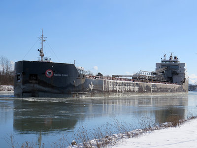 Algoma Olympic clear of L2 headed for Q.C. on last trip 12.27.17 Barry-Andersen (3).JPG