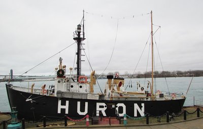 Huron Lightship Museum (Port Huron) decorated for the holidays.