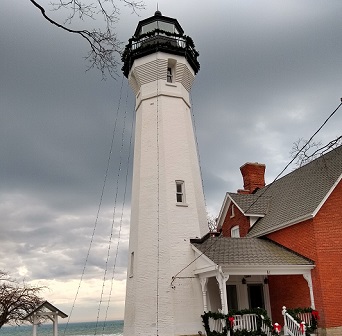 Port Sanilac light tower.  Got hung-up on ice as I tried to exit the up-hill drive.   Thanks to some utility workers who helped me to a bit of bare pavement and enough traction to escape.