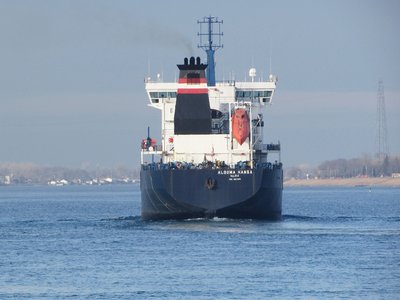 She traveled across Lake Erie, with a CCG escort. Unfortunately, she'll face more ice as she approaches the Straits.