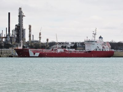 Iver Bright at the middle Sarnia fuel dock.
