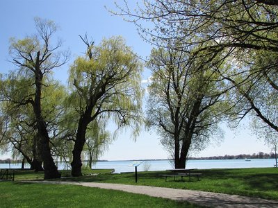 Because Canada does not allow building on the river, there are many of these small, inviting parks all along the way.