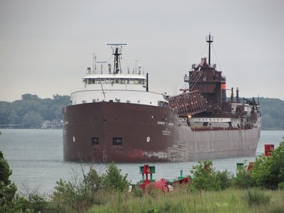 Herbert C. Jackson approaching Blue Water Aggregates in Marysville.