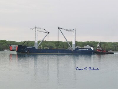 Salvage Monarch (Green Bay) approaching Marysville in early morning light.