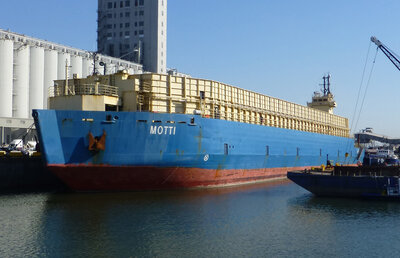P1010838sm.jpg