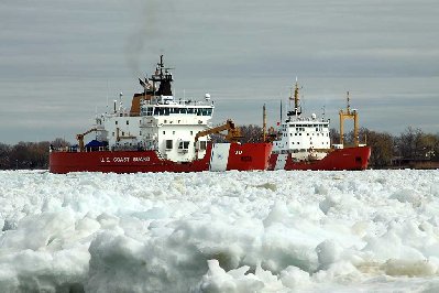 2448-Mackinaw-and-Griffon.jpg