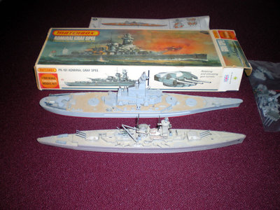 AdmGrafSpee2.jpg (206.01 KiB) Viewed 2134 times Graf Spee Model in foreground