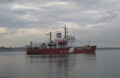 2014-05-12 M_L_Black.jpg (75.53 KiB) Viewed 1348 times She put in a lot of long hours and hard work keeping ships moving through thick ice, across Lake Superior. Thanks for a job well done!