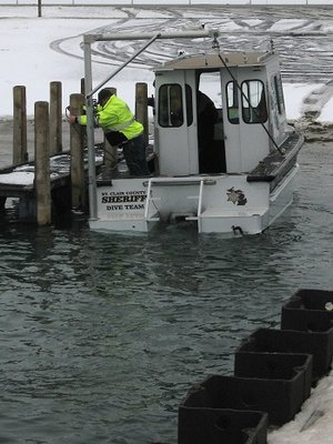The St. Clair County Sheriff's dive boat coming into the new Marysville boat ramp.