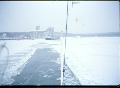 Breaking ice to the dock.jpg (22.15 KiB) Viewed 4352 times Breaking ice to the dock