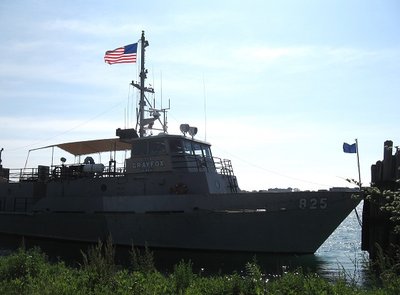 Flag's up and Grayfox is about to cast off from her dock