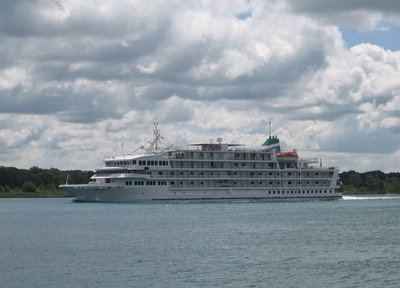 The cruise ship Pearl Mist on her way to Parry Sound.