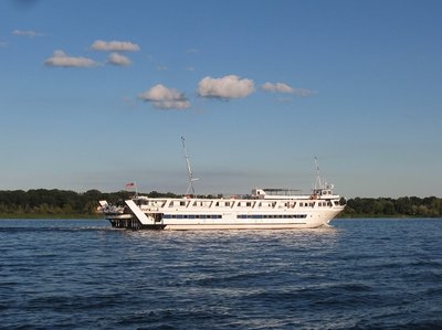 Grande Mariner stern view