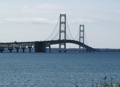 2015-09-25 Mac_Bridge.jpg (95.36 KiB) Viewed 1777 times Crossing the Mac took me from dreary, cool weather into clear and warm, all the way home.