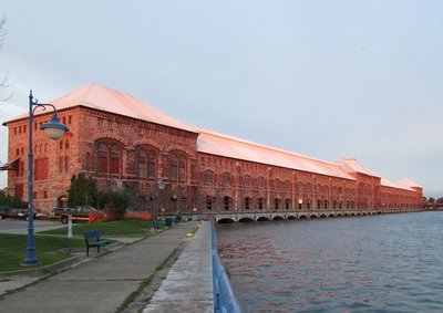 2015-09-24g Hydro.jpg (97.68 KiB) Viewed 1777 times An historic landmark on the St. Marys River and home to the Lake Superior State University Aquatic Research Lab.