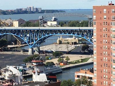 2015104dapfnq.jpg (285.64 KiB) Viewed 9557 times DA/PF passing the Nautica Queen in the river here. Piles high at Whiskey Island's Bulk Terminal.