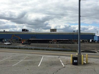20151010pocpipe.jpg (237.96 KiB) Viewed 9175 times The trucks carry two or three at a time.