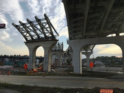 20151012ibbr.jpg (262.55 KiB) Viewed 9170 times The old nickel plate RR trestle here running through the valley. The high level lift bridge can be seen in part over the navigable Cuyahoga in the background.