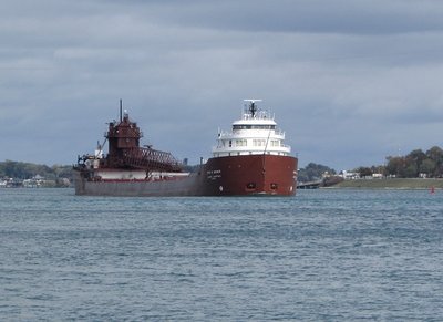 2015-10-13 KEB.jpg (93.94 KiB) Viewed 1641 times Kaye E. Barker on the "Taconite Brigade" from Marquette to AK Steel, a day ahead of her fleet mates.