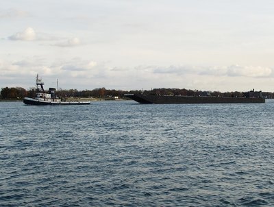 Avenger IV &amp; barge upbound to Sault Ste. Marie.