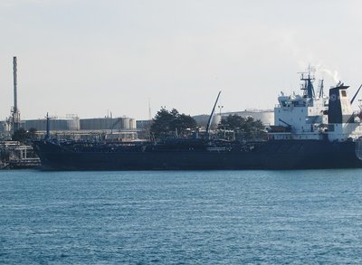 Algosea at the Sarnia fuel dock.