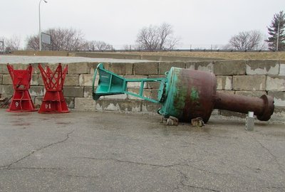 2016-02-24c Buoys.jpg (131.73 KiB) Viewed 1765 times Those things are huge!