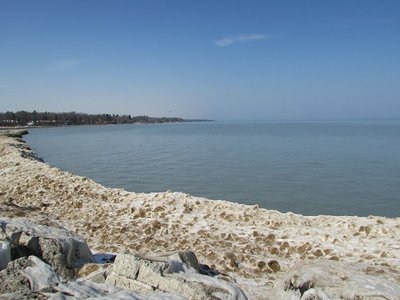2016-03-07f LSH.jpg (106.67 KiB) Viewed 1902 times Dirty ice on the beach but a gleaming Lake Huron lies beyond!