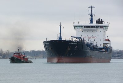2016-03-15a Algoma Hansa tow.jpg (98.92 KiB) Viewed 1446 times Tug Superior has a heavy load to pull!