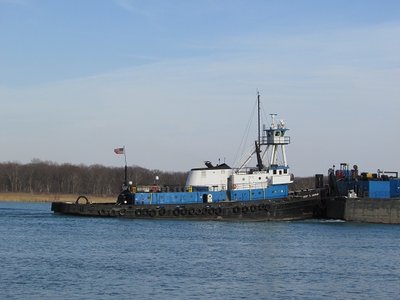 Tug Mary E. Hannah.