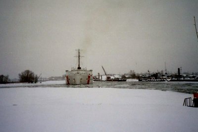 Completing the turn the Mackinaw is ready to depart the Cheboygan River..heading out for a "Big Mac Attack" on the Spring ice!