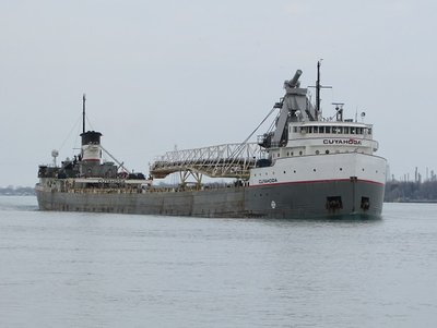 2016-05-07d Cuyahoga.jpg (89.04 KiB) Viewed 2114 times Cuyahoga, built in 1943, is one of the oldest, active Great Lakes ships. Her destination was Detroit.