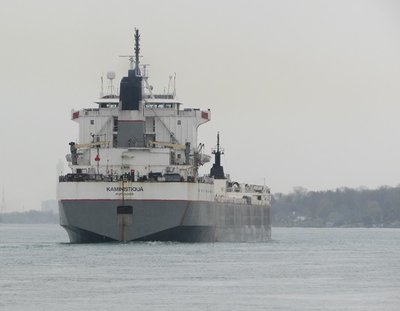 2016-05-07b Kami.jpg (75.07 KiB) Viewed 2115 times Stern view of Kaministiqua who was headed to Sorel.