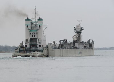 2016-05-07a deChamplain.jpg (79.45 KiB) Viewed 2094 times Tug Samuel deChamplain and barge Innovation on their way to Detroit.