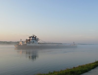2016-05-27a Calumet.jpg (82.91 KiB) Viewed 1794 times Calumet passes in early morning mist...